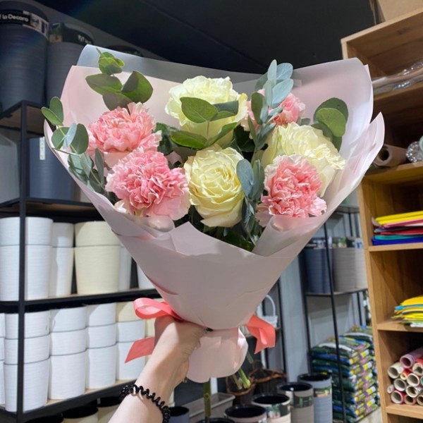 Букет цветов "Бархатный" Букет цветов "Бархатный"