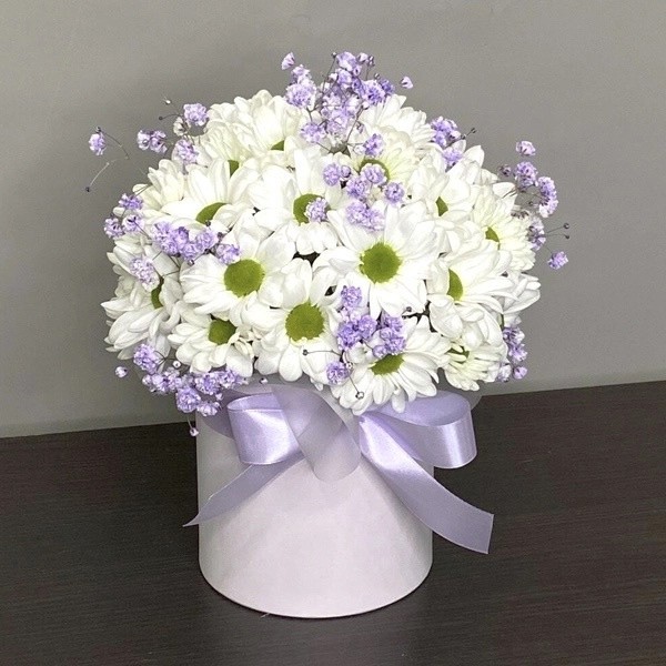 Букет цветов "Шляпная коробка Теплый вечер" Букет цветов "Шляпная коробка Теплый вечер"